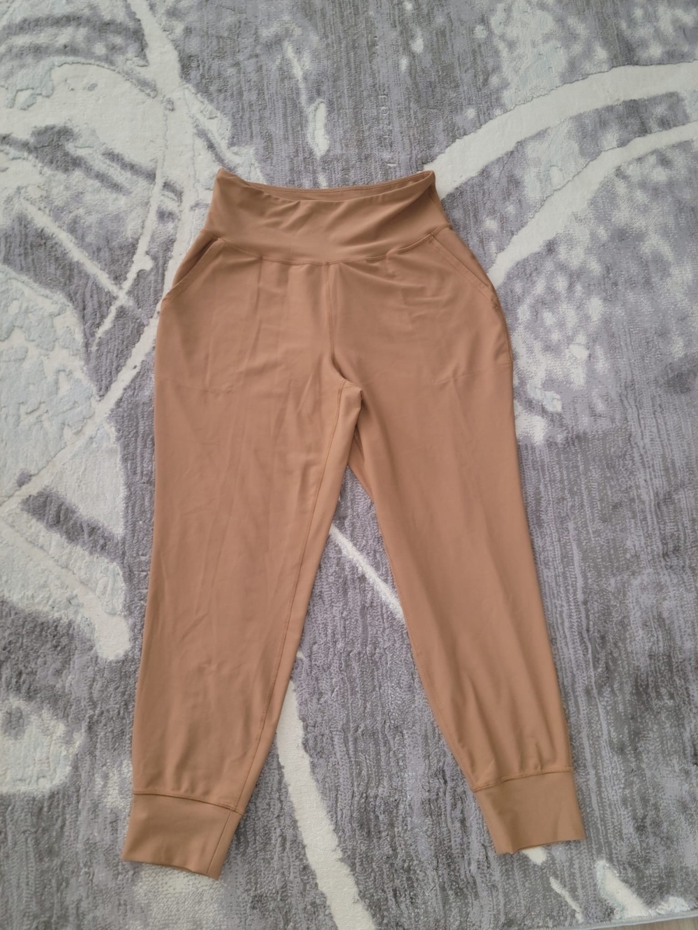 Old Navy Nude Tan Active Pants Size L